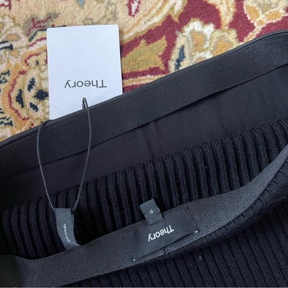 Theory Leather Ribbed combo Skirt - Picture 3 of 8